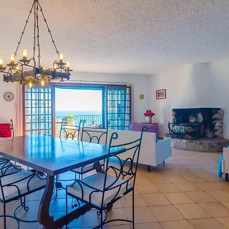 Homeholidaysrentals Openmar Vakantiehuis Calella
