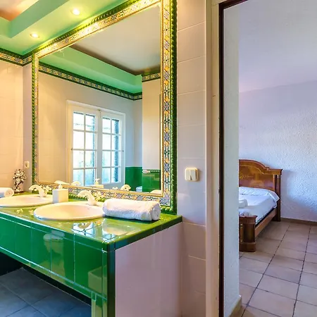 Homeholidaysrentals Openmar *